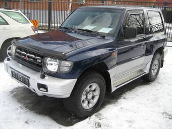 1999 Mitsubishi Pajero