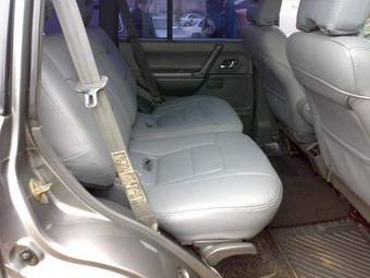 1999 Mitsubishi Pajero Pictures