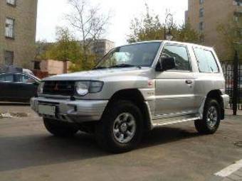 1999 Mitsubishi Pajero Pics