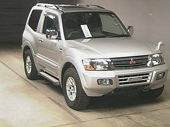 1999 Mitsubishi Pajero Pictures