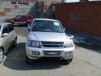 1999 Mitsubishi Pajero Pics