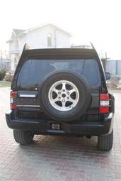 1999 Mitsubishi Pajero Photos