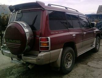 1999 Mitsubishi Pajero