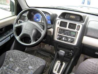 1999 Mitsubishi Pajero Pics