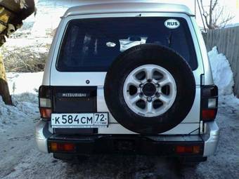 1999 Mitsubishi Pajero Pictures