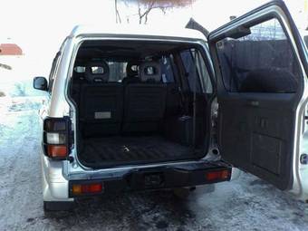 1999 Mitsubishi Pajero Images