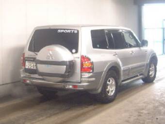 2000 Mitsubishi Pajero