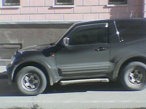 2000 Mitsubishi Pajero