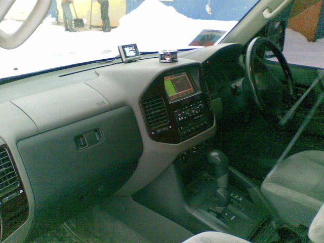 2000 Mitsubishi Pajero
