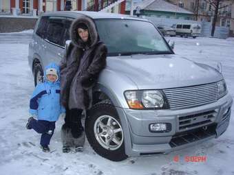 2000 Mitsubishi Pajero