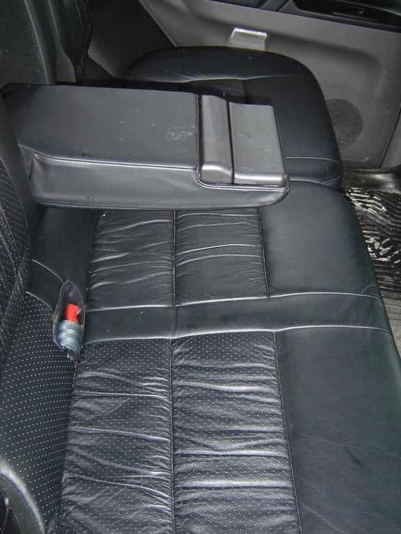 2000 Mitsubishi Pajero