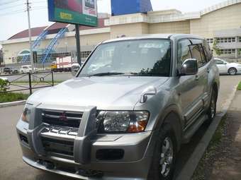 2000 Mitsubishi Pajero