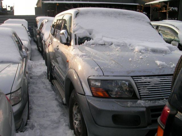 2000 Mitsubishi Pajero