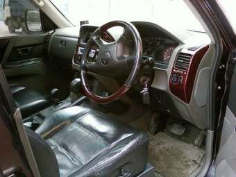 2000 Mitsubishi Pajero Wallpapers