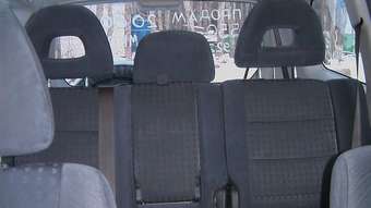 2000 Mitsubishi Pajero Pictures