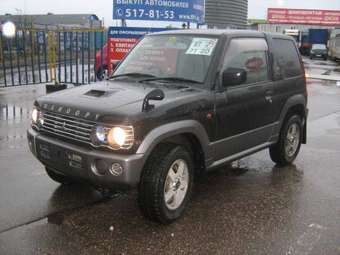 2000 Mitsubishi Pajero