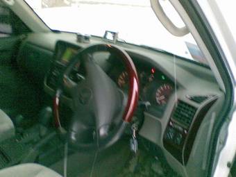 2000 Mitsubishi Pajero Photos