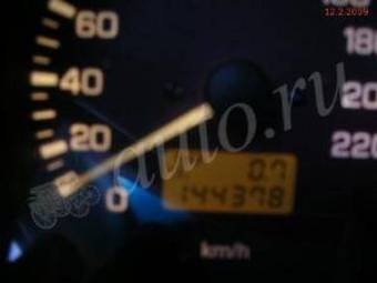 2000 Mitsubishi Pajero Photos
