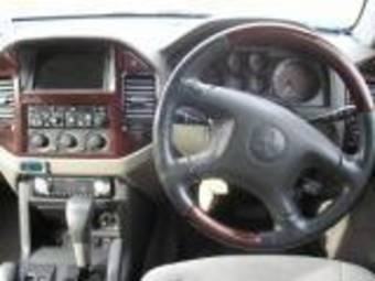 2000 Mitsubishi Pajero Wallpapers