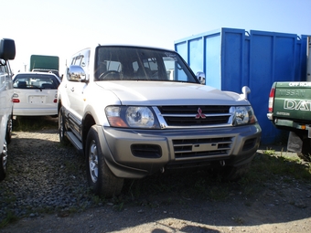 2001 Mitsubishi Pajero