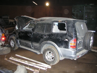 2001 Mitsubishi Pajero