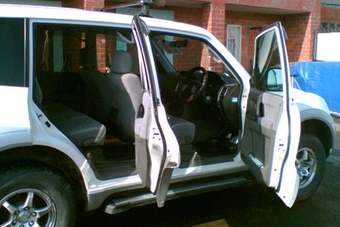 2001 Pajero