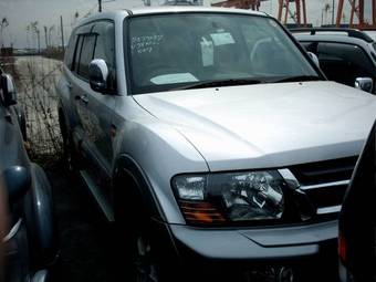 2001 Mitsubishi Pajero