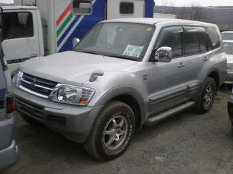 2001 Mitsubishi Pajero