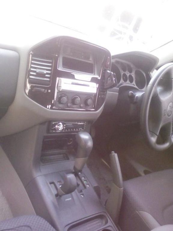 2001 Mitsubishi Pajero