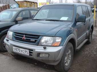 2001 Mitsubishi Pajero