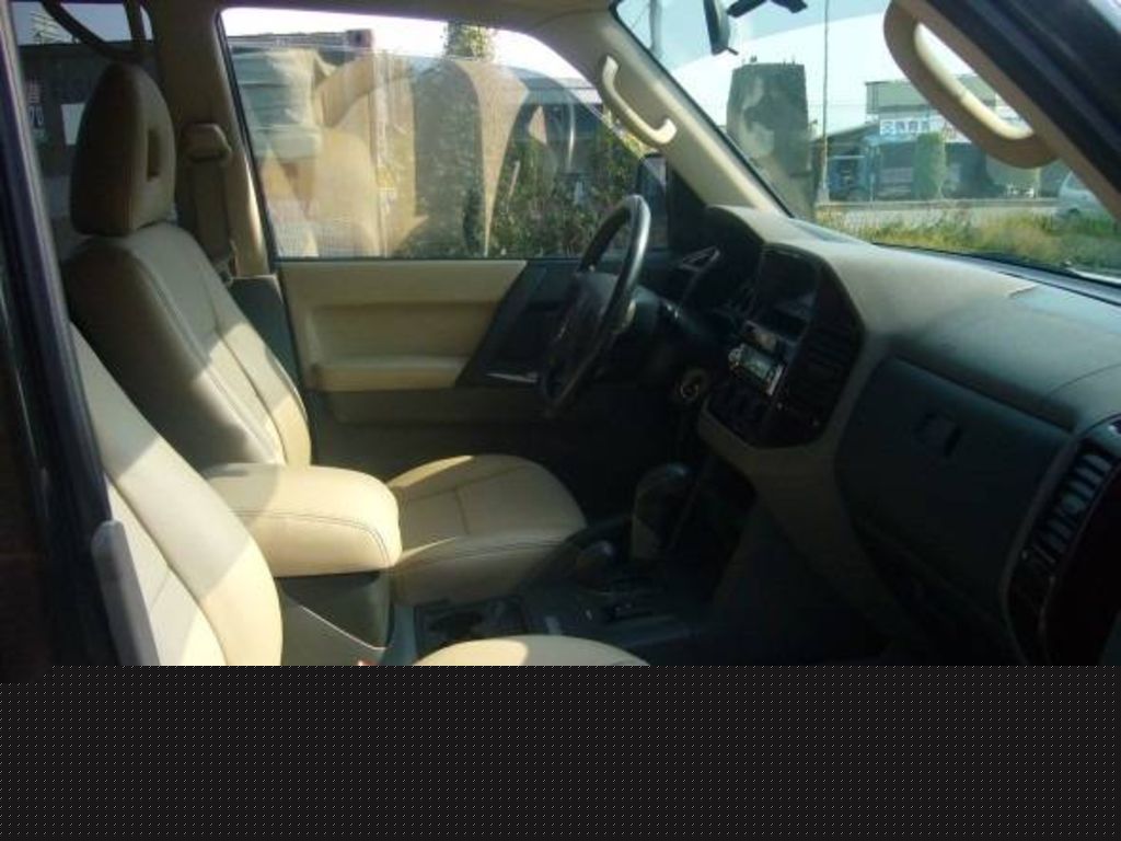 2001 Mitsubishi Pajero