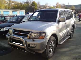 2001 Mitsubishi Pajero