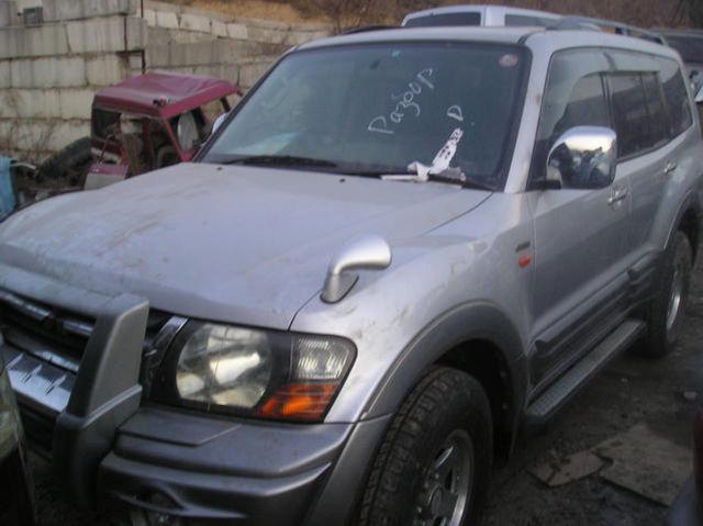 2001 Mitsubishi Pajero