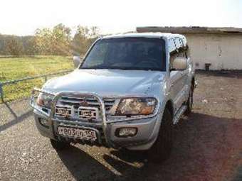 2001 Mitsubishi Pajero