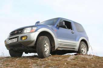 2001 Mitsubishi Pajero