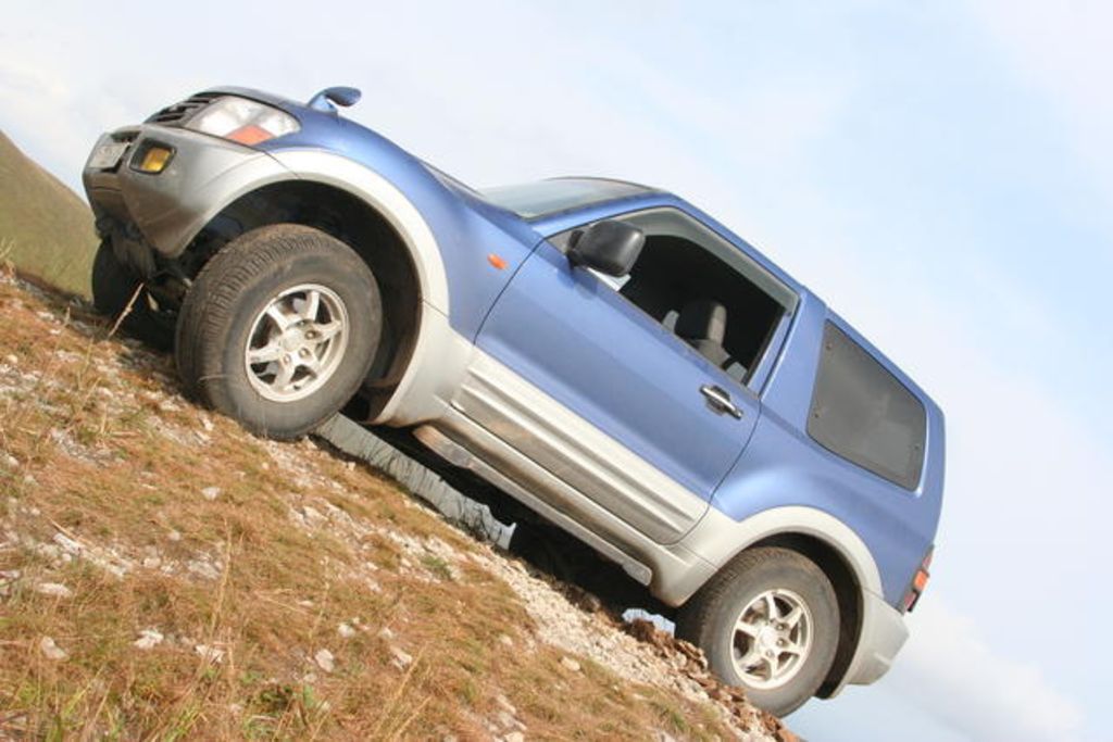 2001 Mitsubishi Pajero