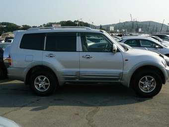 2001 Mitsubishi Pajero Pics