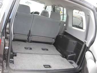 2001 Mitsubishi Pajero Photos