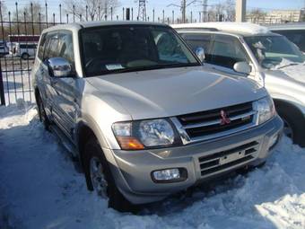 2001 Mitsubishi Pajero Pictures