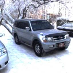 2001 Mitsubishi Pajero Photos