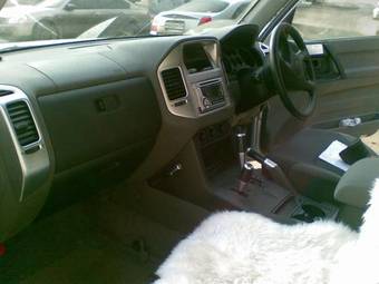 2001 Mitsubishi Pajero Pictures