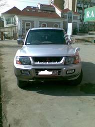 2001 Mitsubishi Pajero Photos