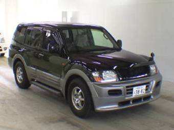 2001 Mitsubishi Pajero Pictures