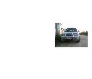 2001 Mitsubishi Pajero Photos