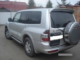 2001 Mitsubishi Pajero Wallpapers