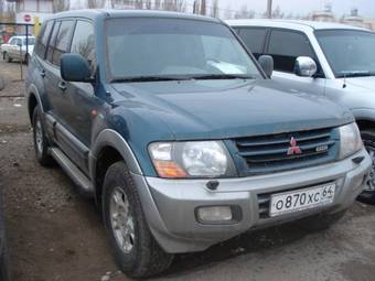 2001 Mitsubishi Pajero Wallpapers
