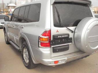 2001 Mitsubishi Pajero Pictures