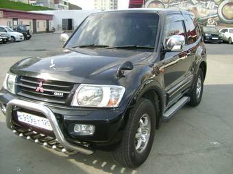 2001 Mitsubishi Pajero