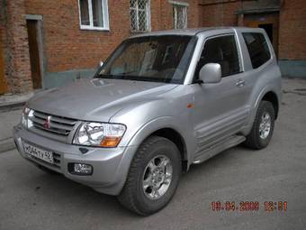 2001 Mitsubishi Pajero