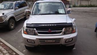 2001 Mitsubishi Pajero Photos